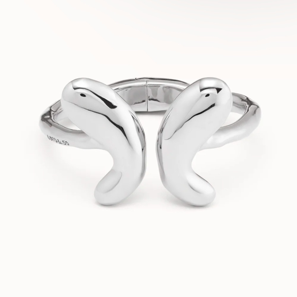 Sterling silver-plated link shaped bangle bracelet with sized butterfly …